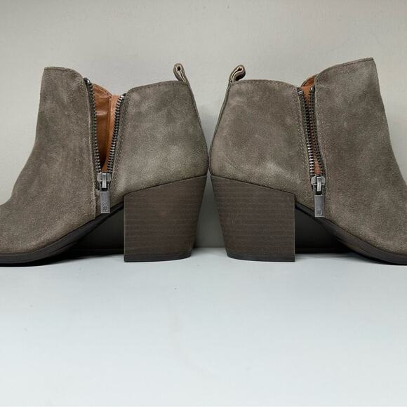 NWOB | Lucky Brand | Basel Suede Flat Bootie | Light Brown | Size 8.5 - Picture 11 of 16